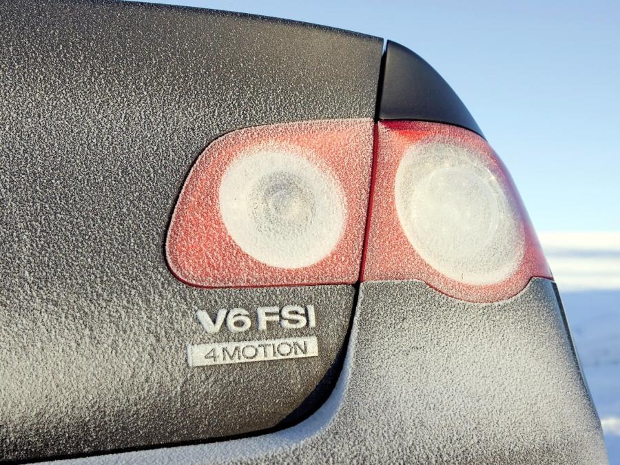  Volkswagen Passat V6 FSI 4Motion 2006 года  (фото 5 из 22)